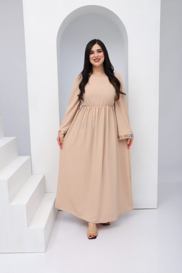 image00009 Robe Amira
