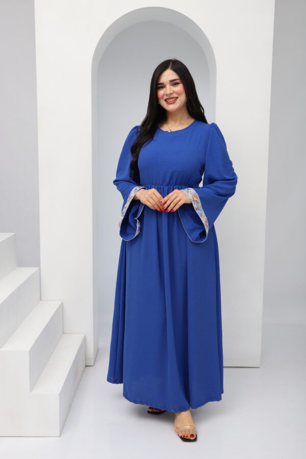 image00017 Robe Amira