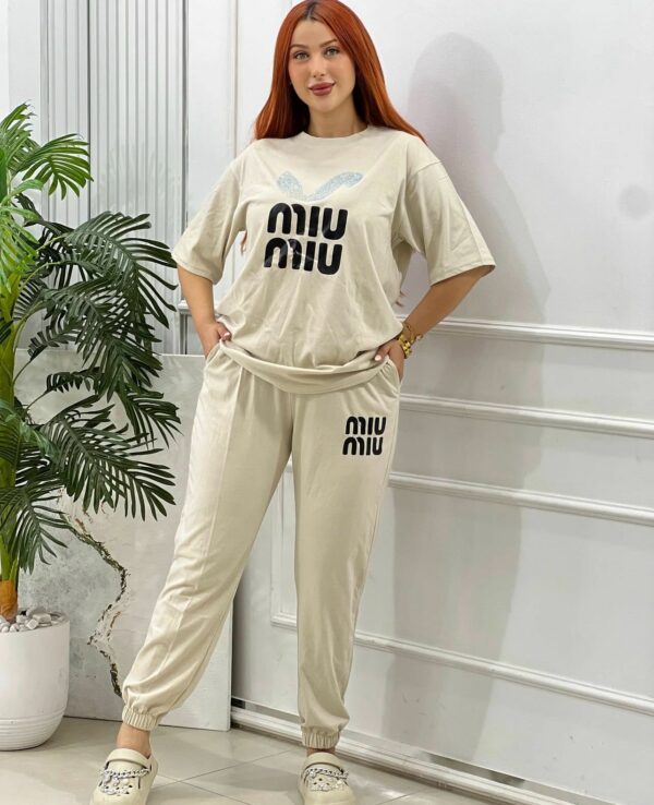 Tenu Miu Miu